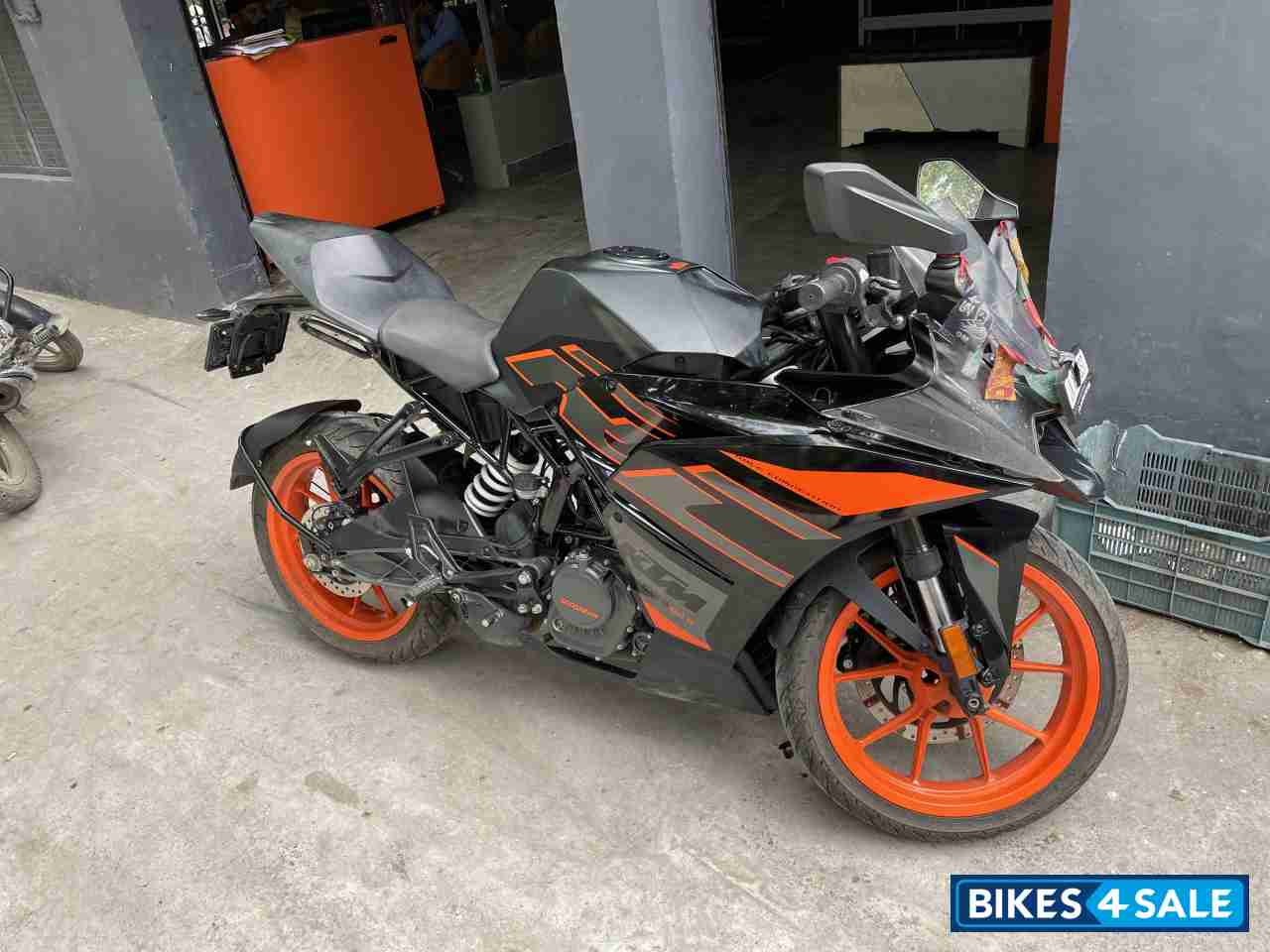 Orange Black KTM RC 200 2020