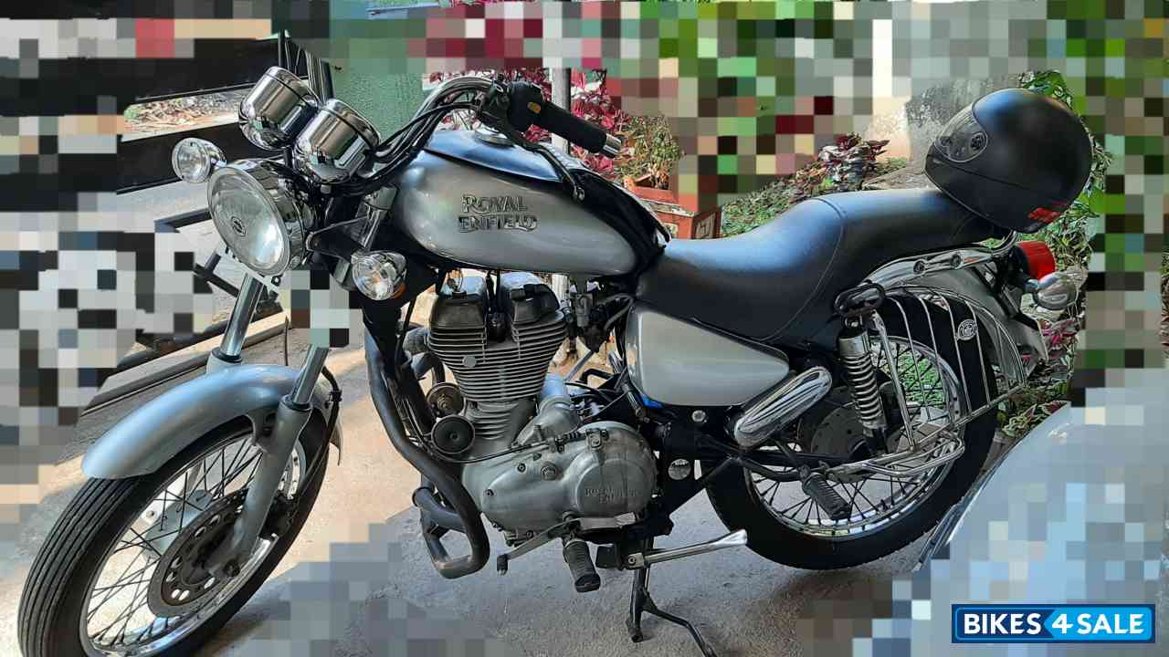 Grey Royal Enfield Thunderbird TwinSpark 350