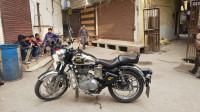 Royal Enfield Classic 500