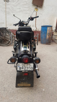 Royal Enfield Classic 500