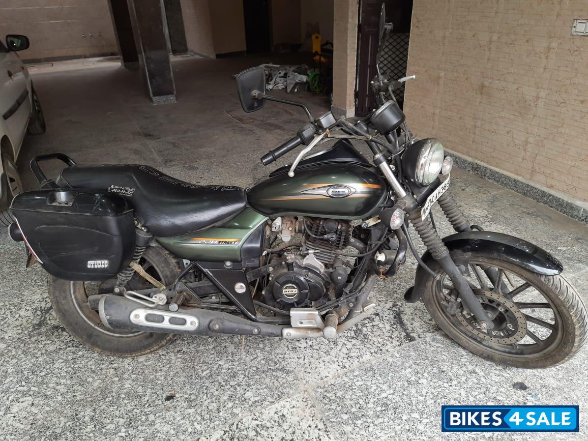 Green Bajaj Avenger Street 220