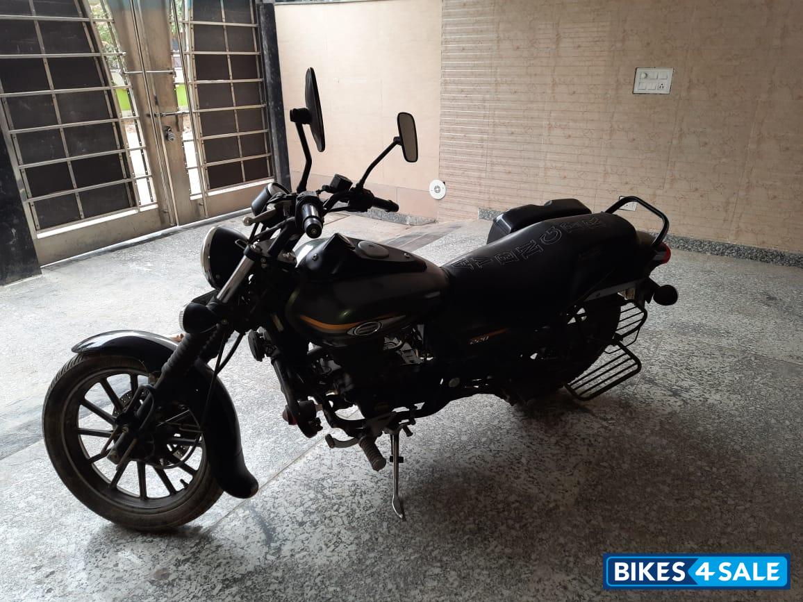 Green Bajaj Avenger Street 220