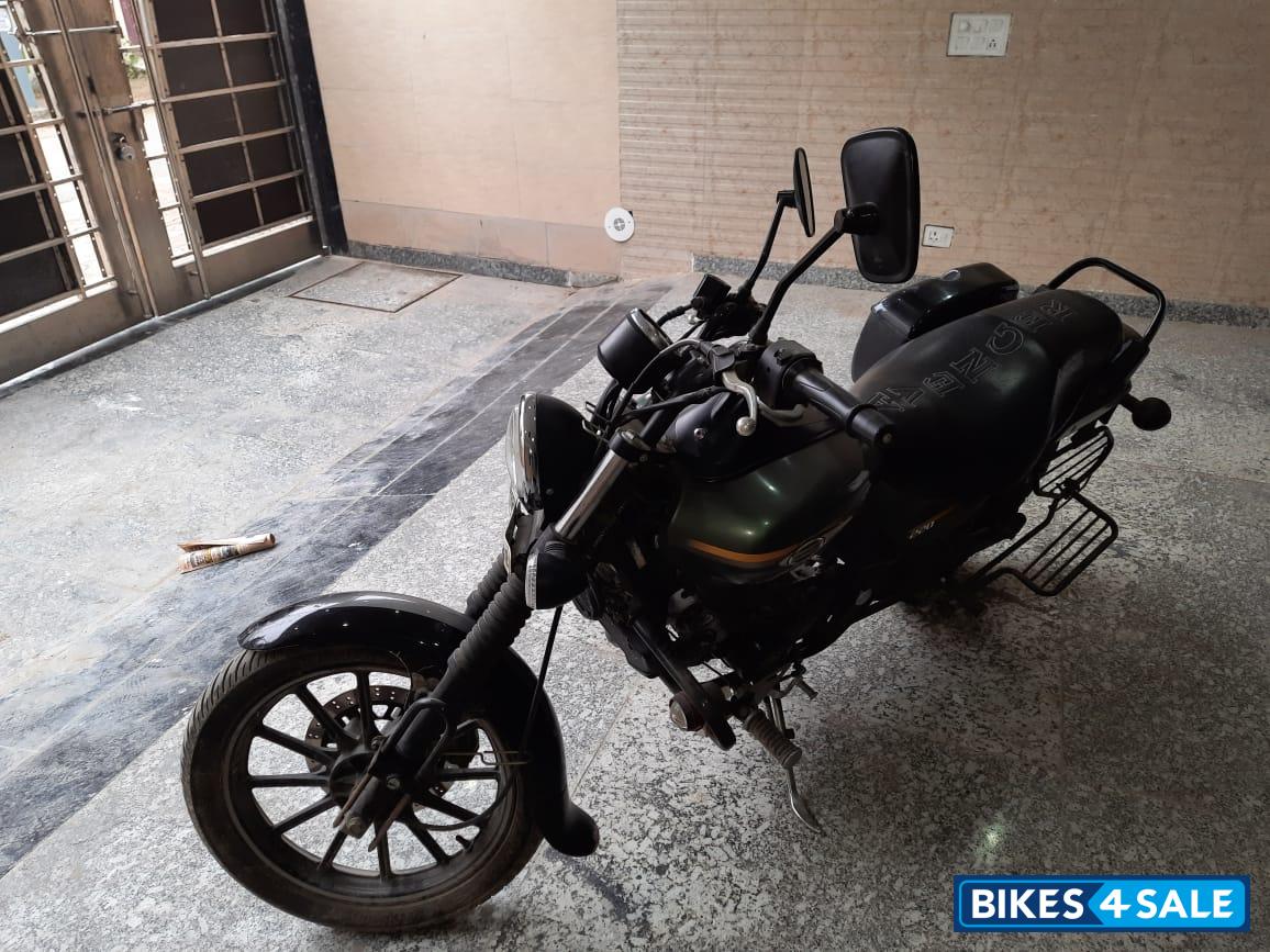 Green Bajaj Avenger Street 220