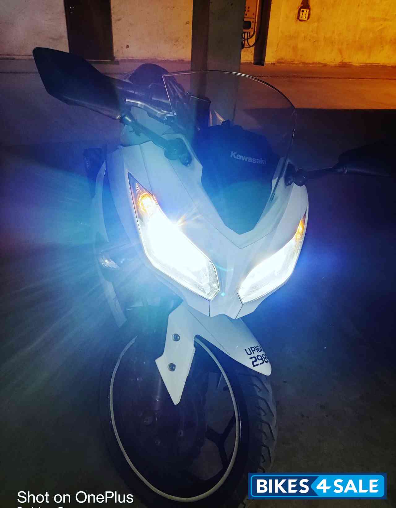 Pearl White Kawasaki Ninja 300R