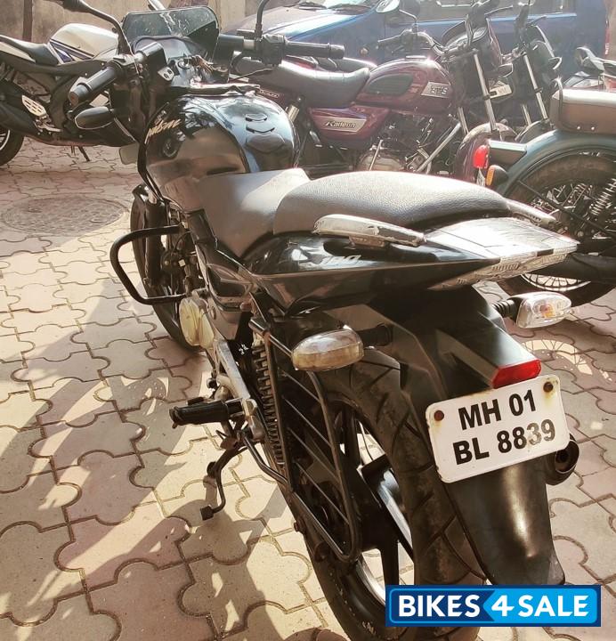 Black Bajaj Pulsar 180 DTSi