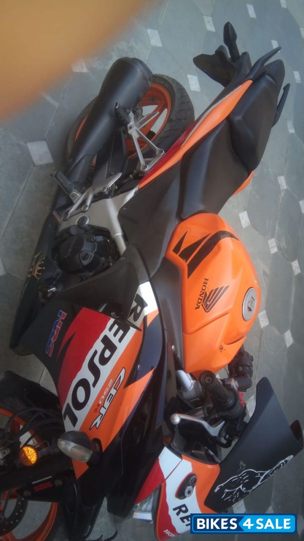 Orange Honda CBR 250R ABS