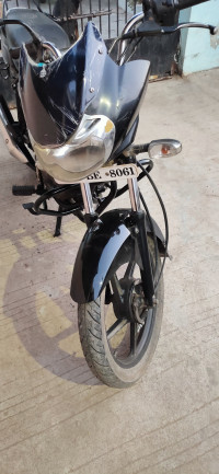 Black Bajaj Discover 100 DTS-Si