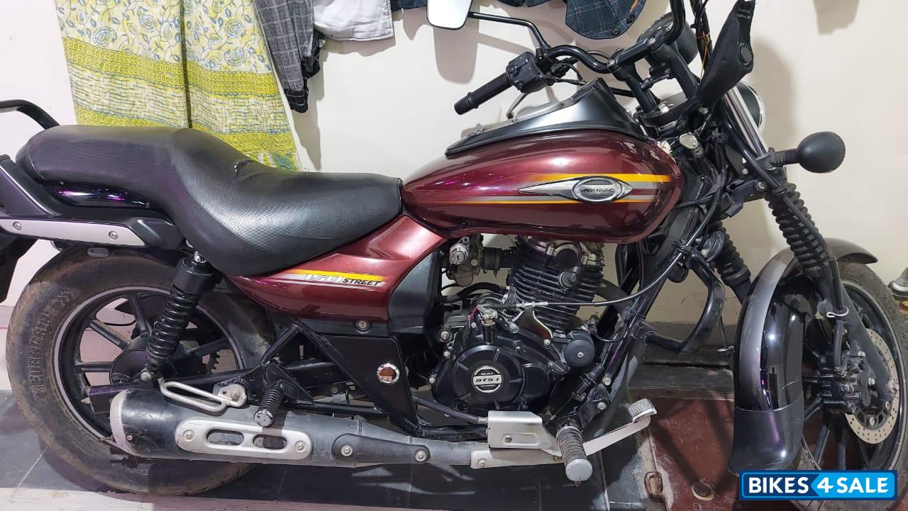 Mehron Red Bajaj Avenger Street 150
