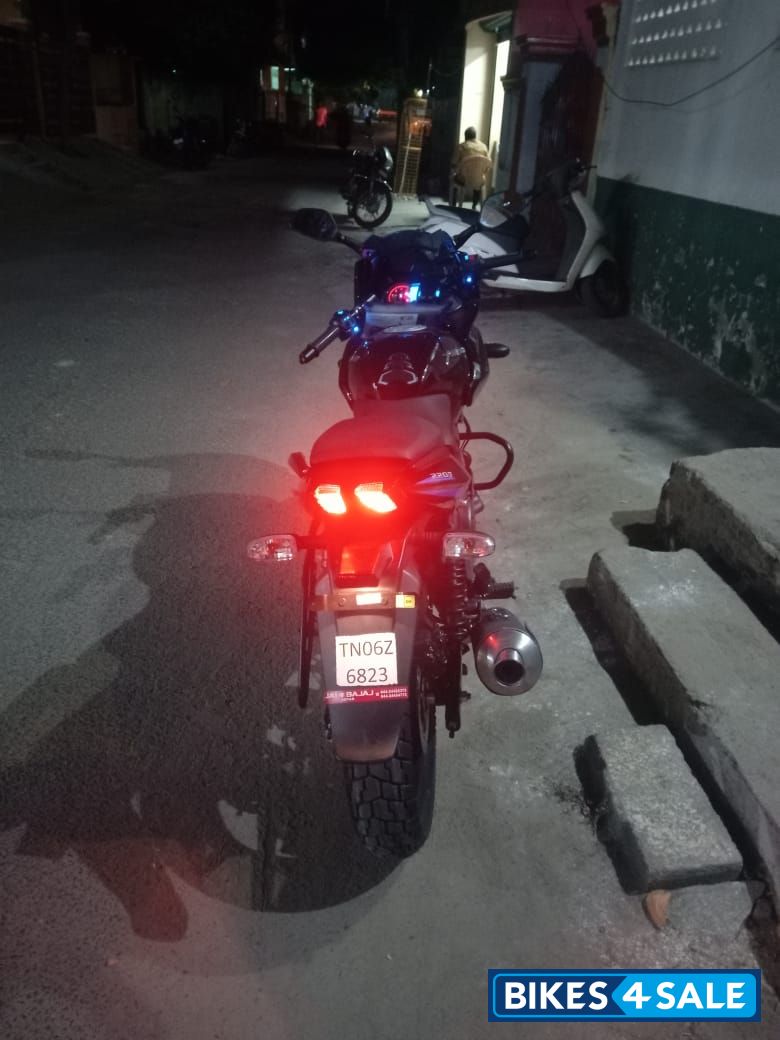 Bajaj Pulsar 220 DTSFi