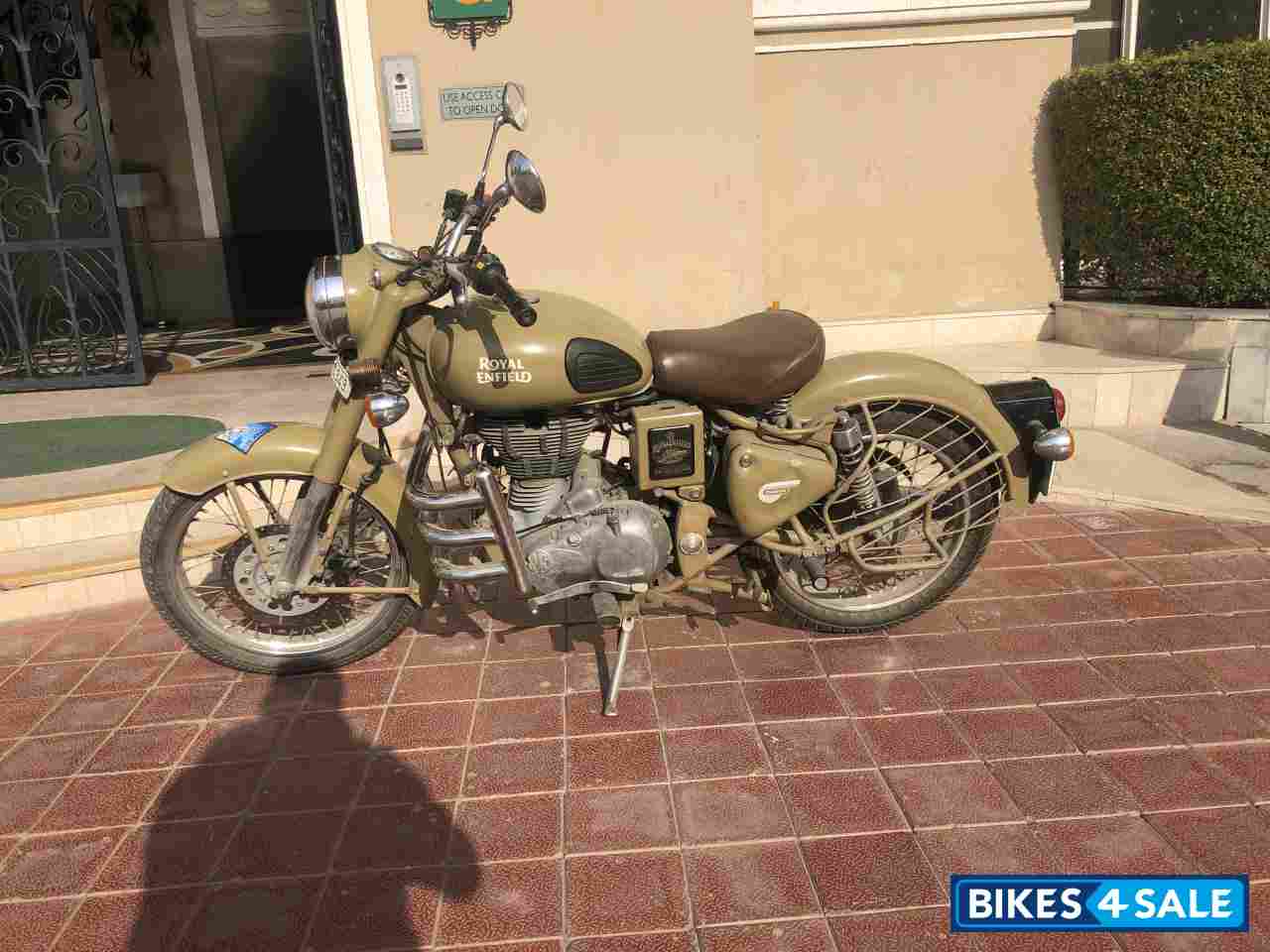 Desert Storm Royal Enfield Classic Desert Storm