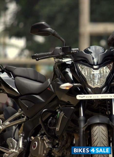 Bajaj Pulsar 200 NS
