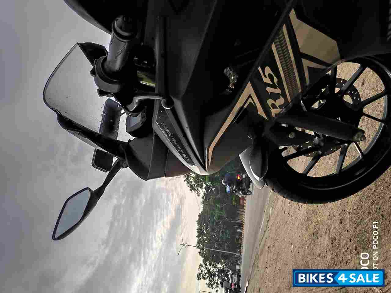 Black Yamaha YZF R15 V3 BS6