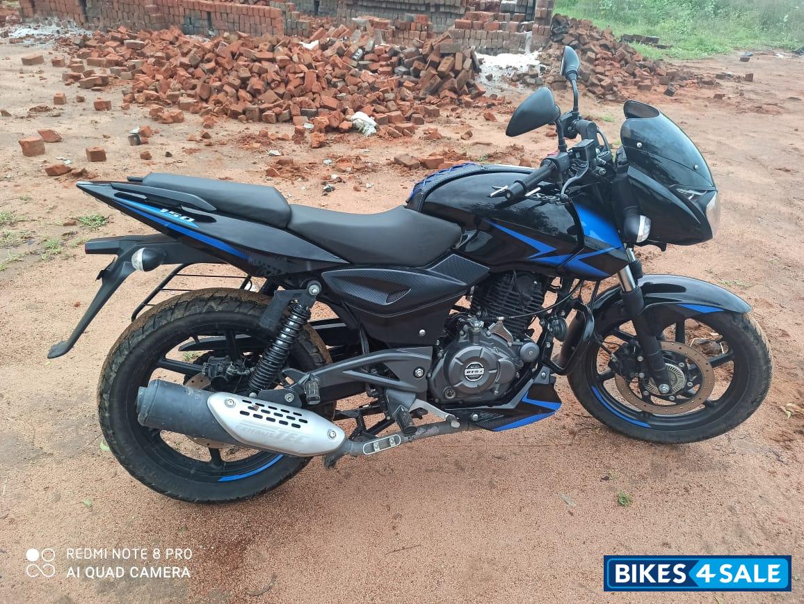 Bajaj Pulsar 150 Twin Disc