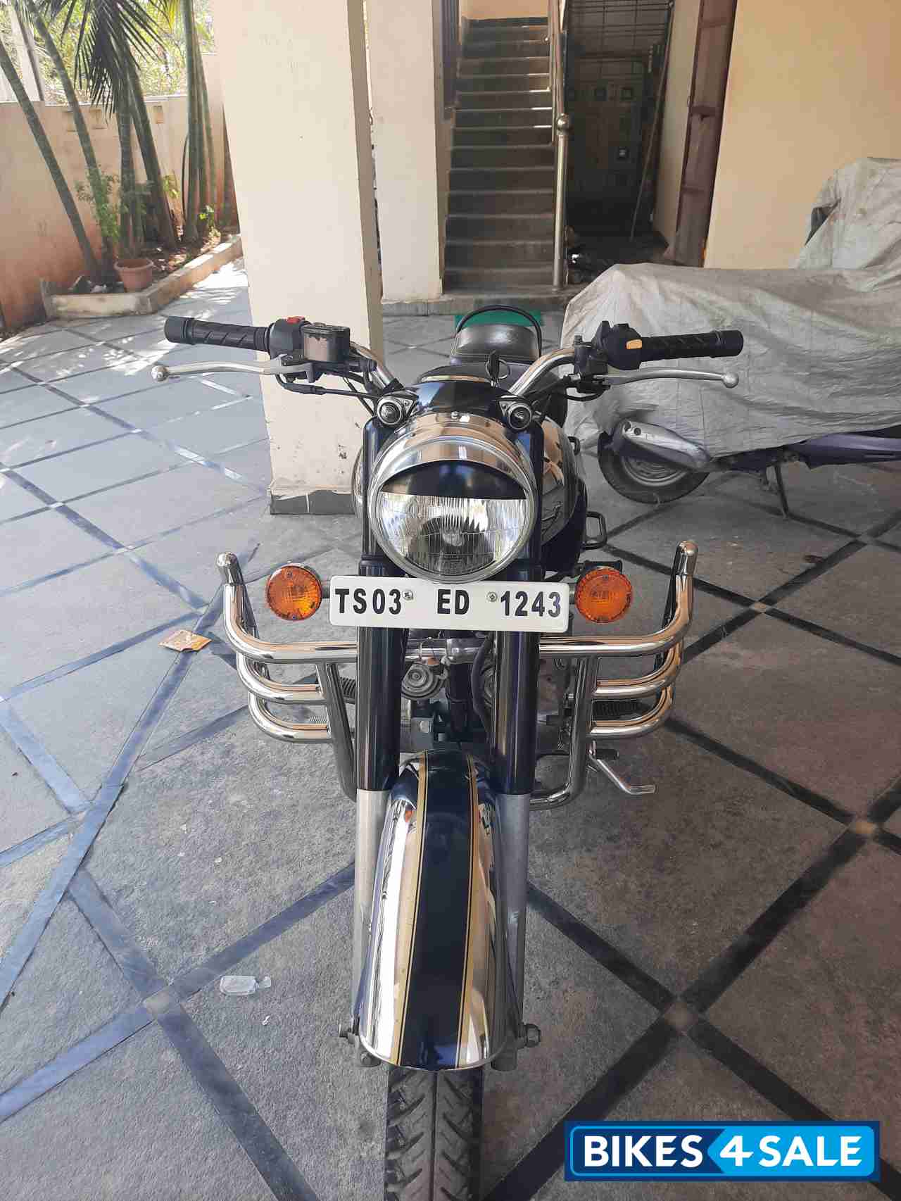 Chrome Royal Enfield Classic Chrome