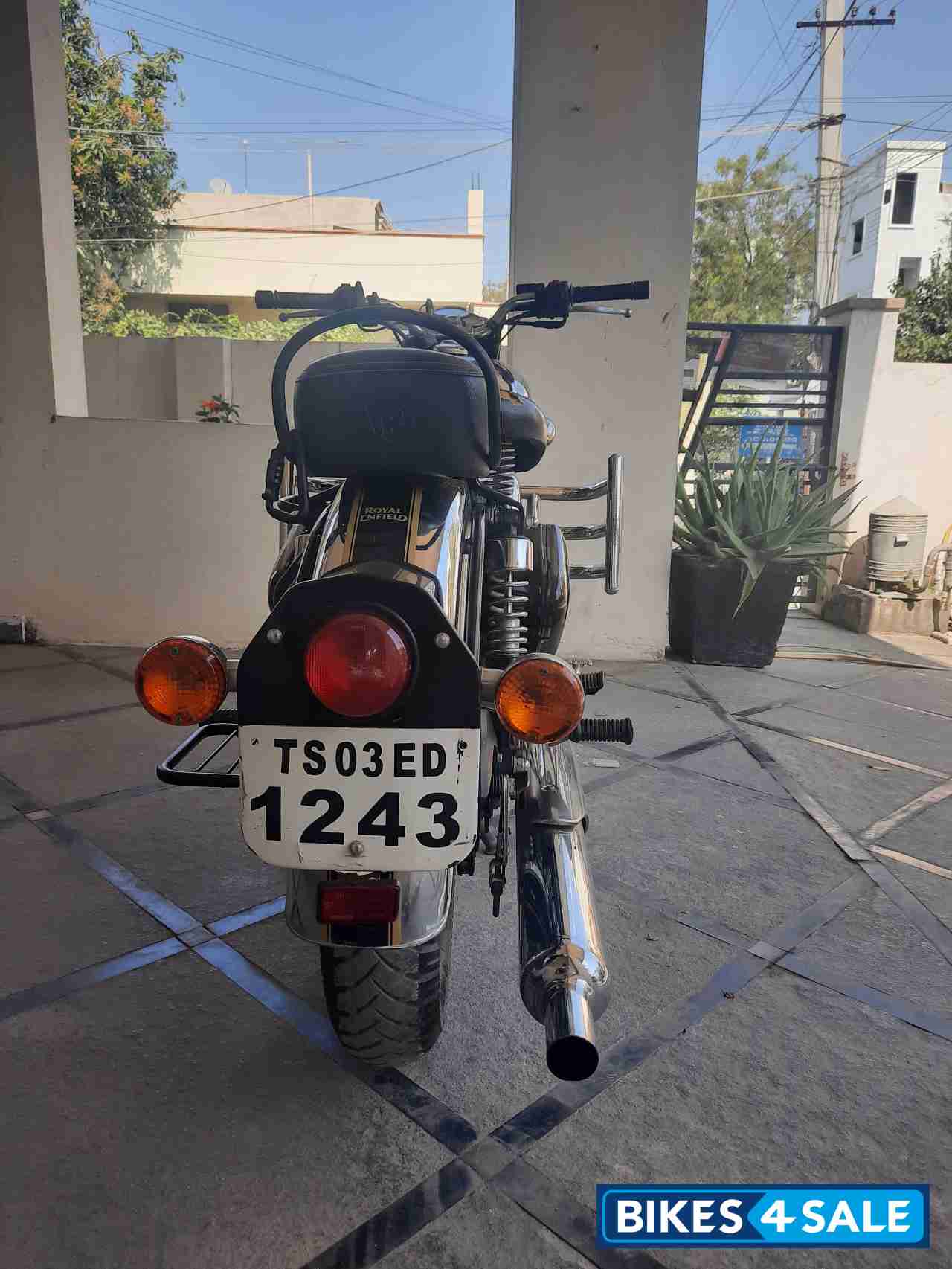 Chrome Royal Enfield Classic Chrome