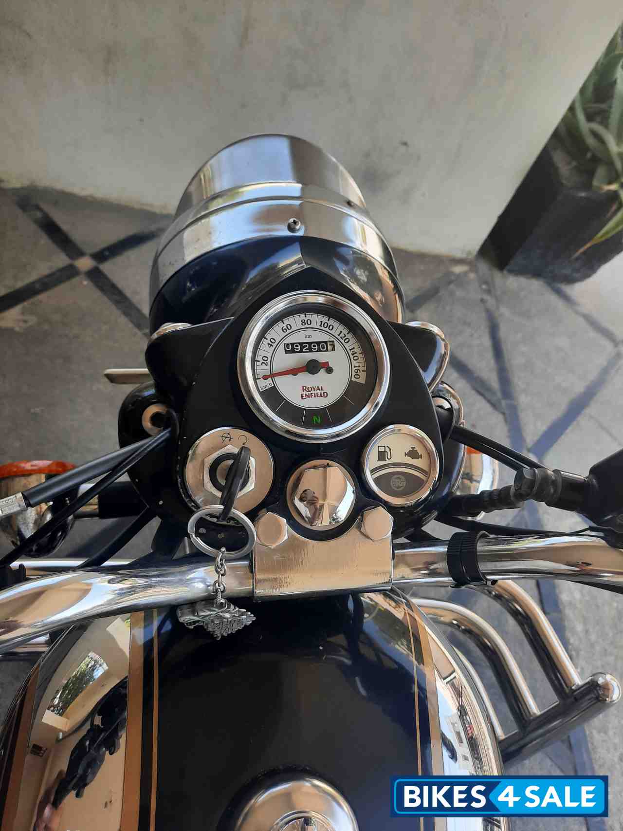 Chrome Royal Enfield Classic Chrome