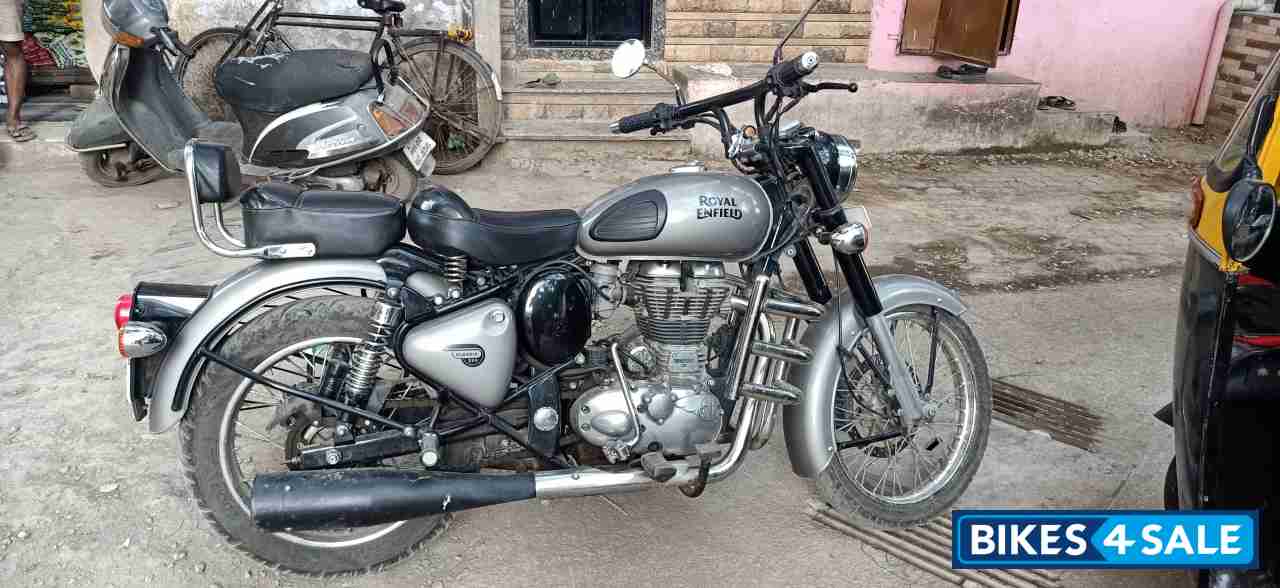 Royal Enfield Classic Gunmetal Grey