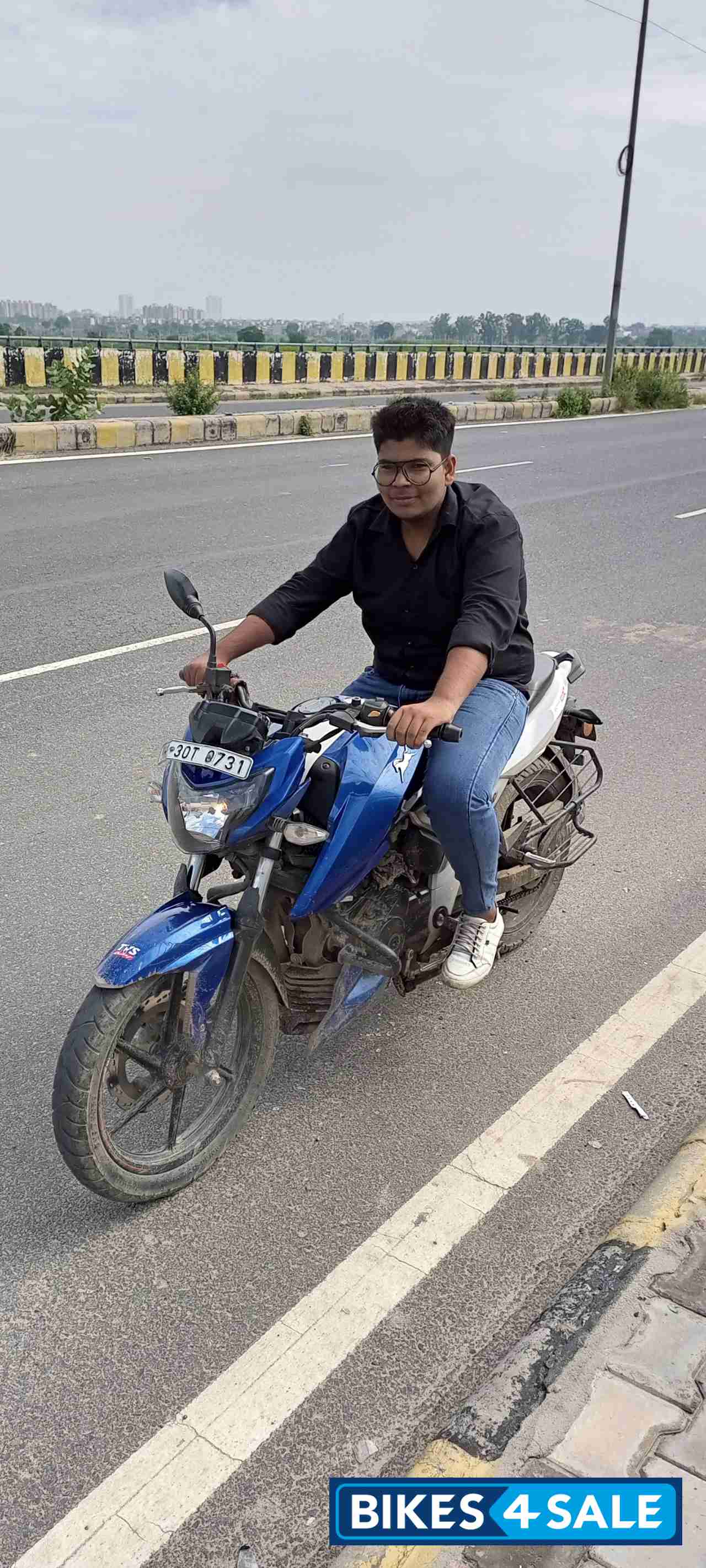 TVS Apache RTR 160 4V