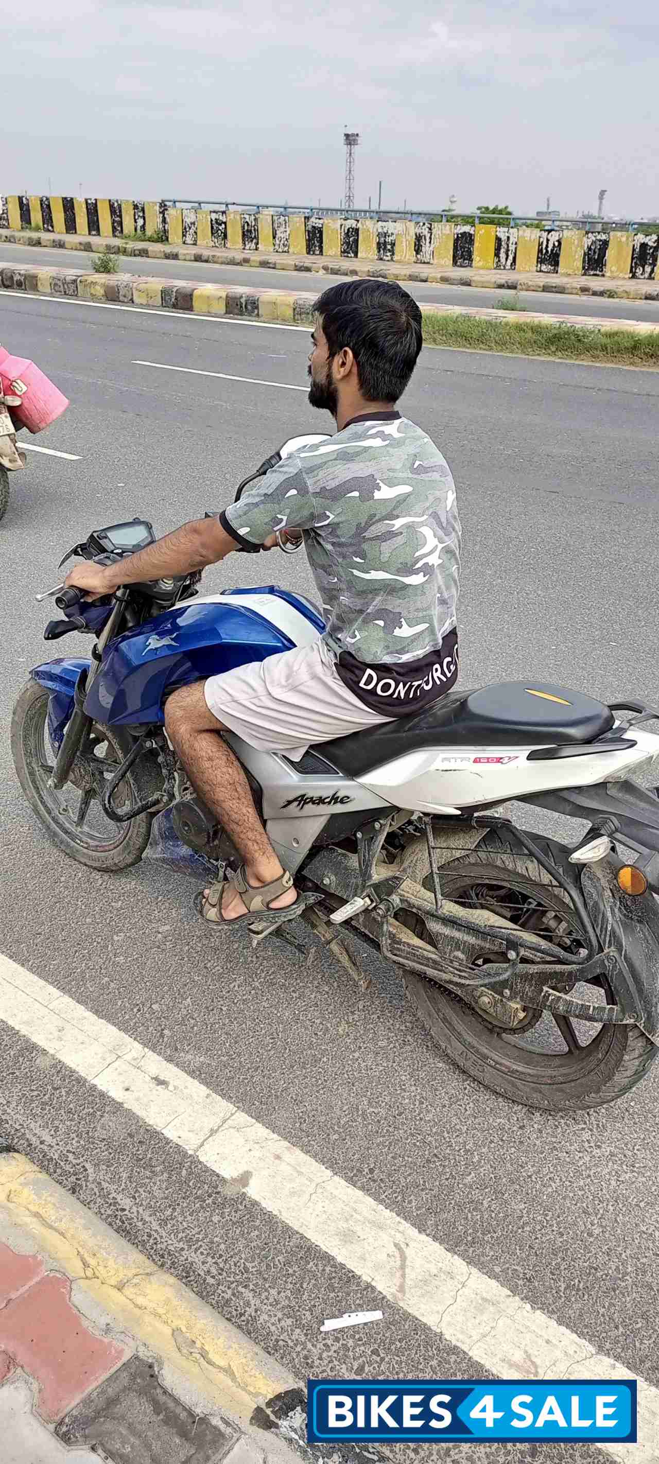 TVS Apache RTR 160 4V