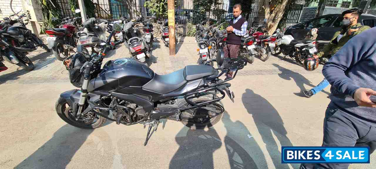 Black Bajaj Dominar 400 ABS BS6