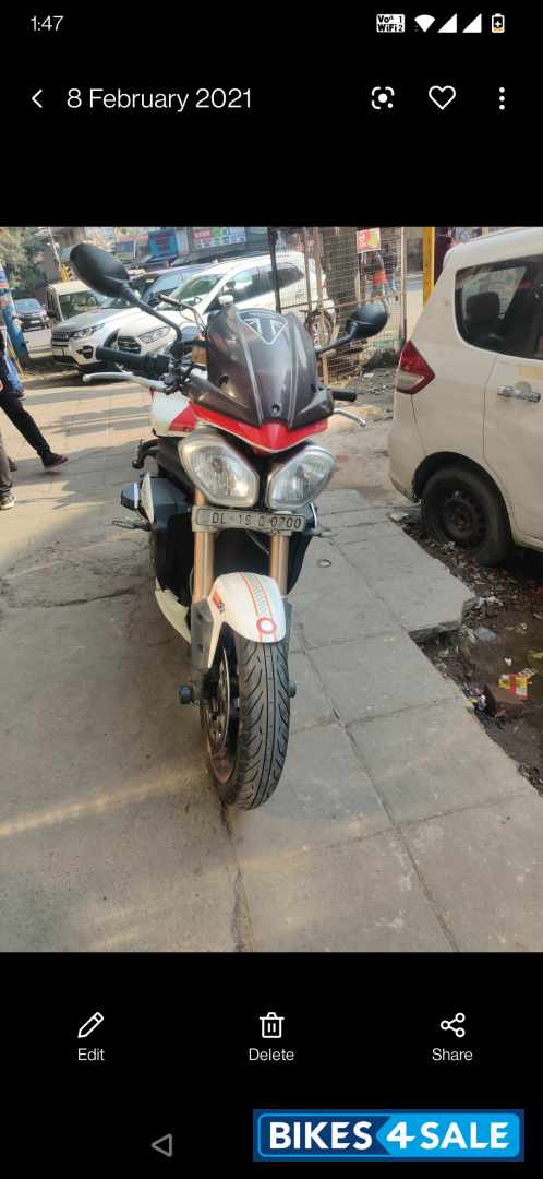 Triumph  Speed triple 1050