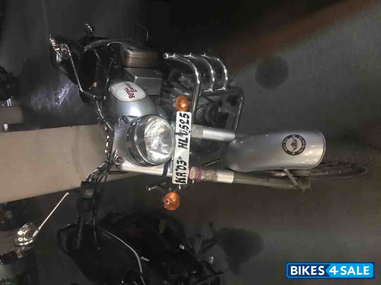 Silver Royal Enfield Classic 350