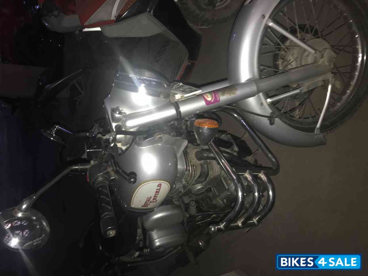 Silver Royal Enfield Classic 350