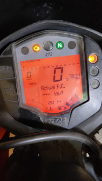 Black & White KTM RC 390