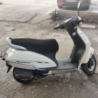 White Honda Activa