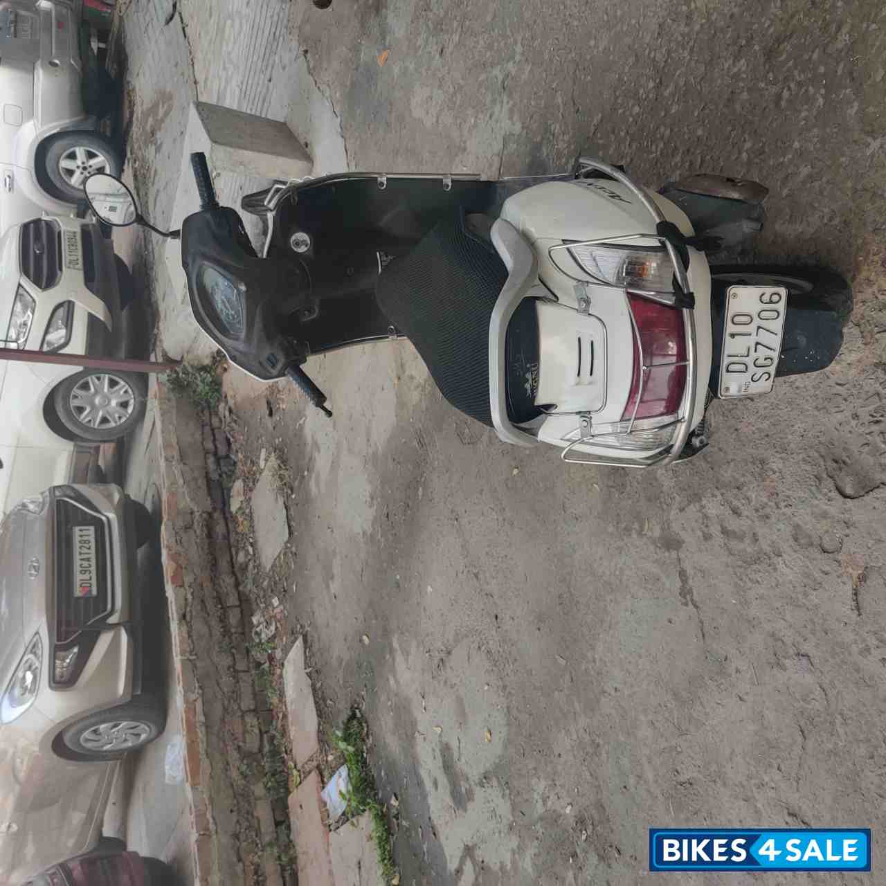 White Honda Activa White Honda Activa