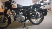 Black Royal Enfield Classic 350