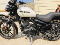 White Royal Enfield Thunderbird X 350