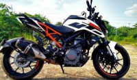 Black And White KTM Duke 250