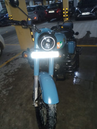 Airborne Blue Royal Enfield Classic Signals Airborne Blue