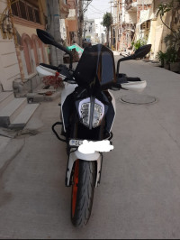 White KTM Duke 390
