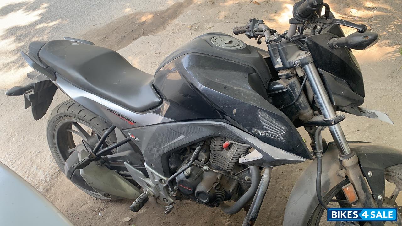 Honda CB Hornet 160R