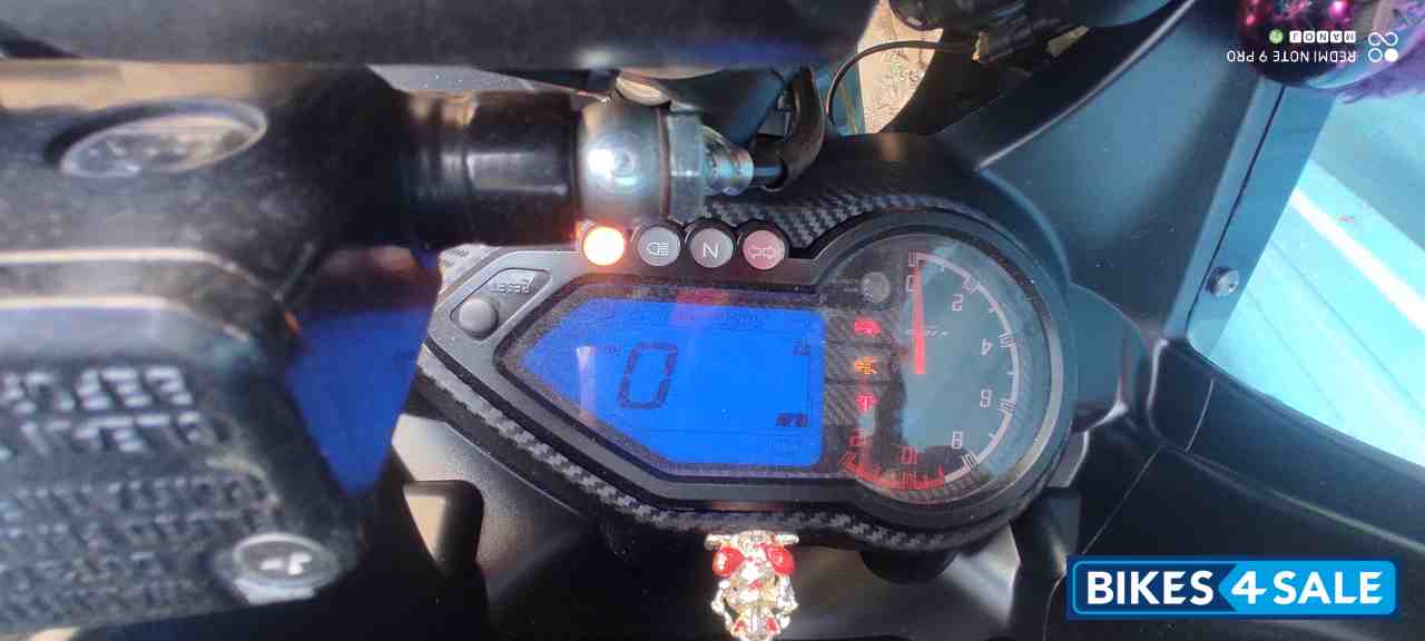 Bajaj Pulsar 220 DTSFi