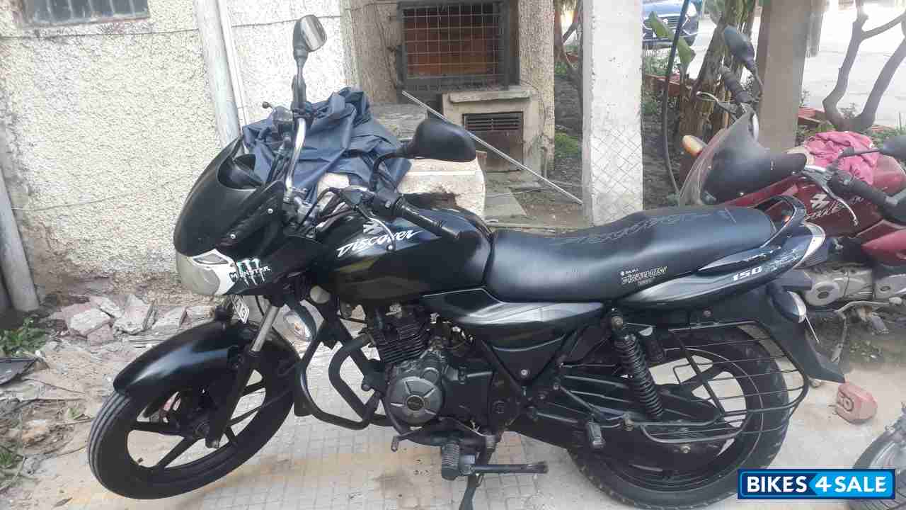 Bajaj Discover 150 F
