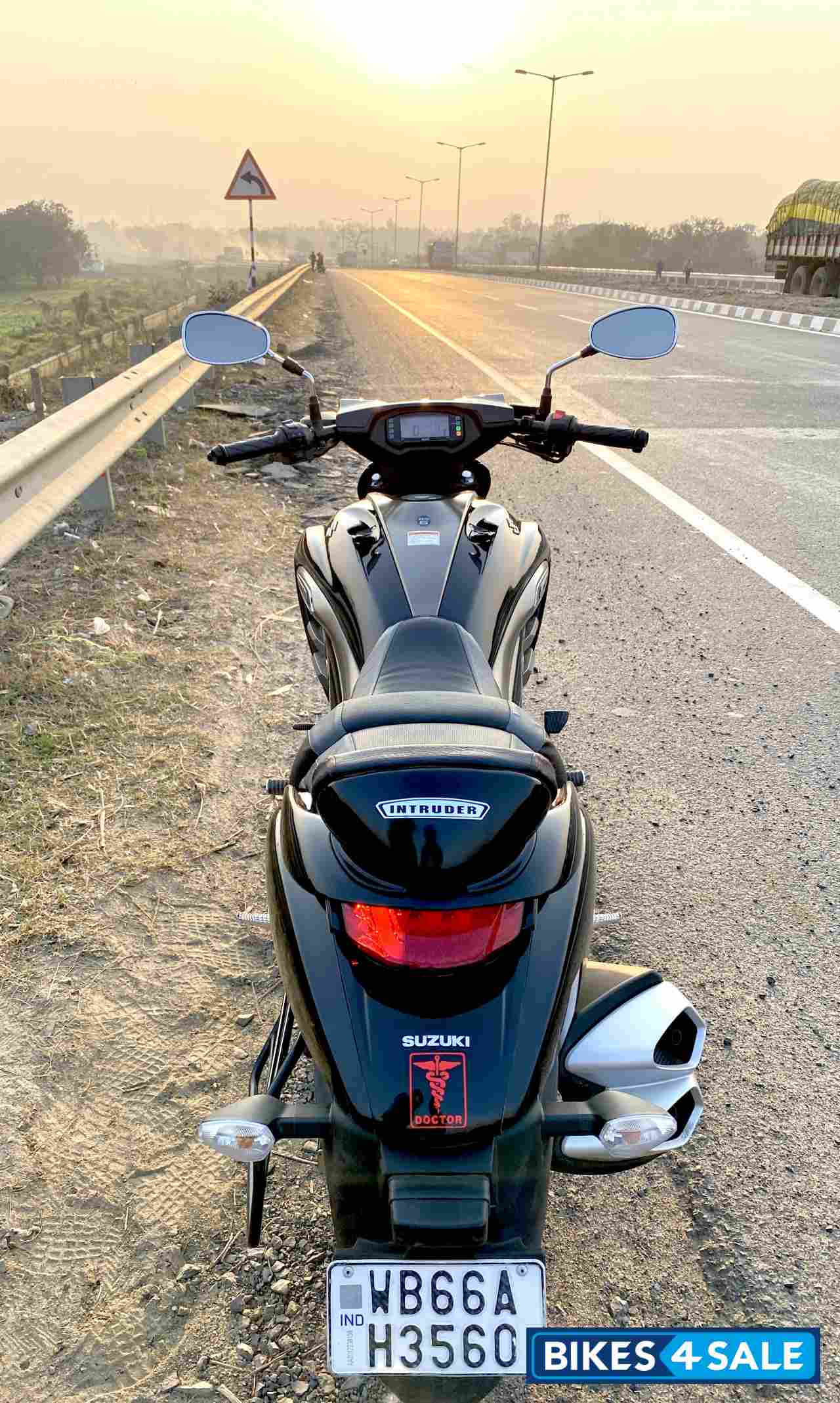 Black Suzuki Intruder 150 BS6
