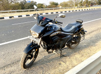 Black Suzuki Intruder 150 BS6