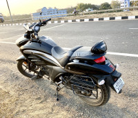 Black Suzuki Intruder 150 BS6