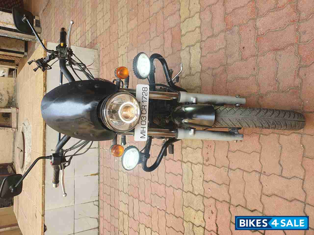 Matt Black Royal Enfield Thunderbird 500 Matt Black Royal Enfield Thunderbird 500