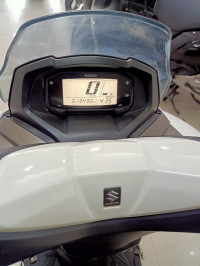 Suzuki Burgman Street