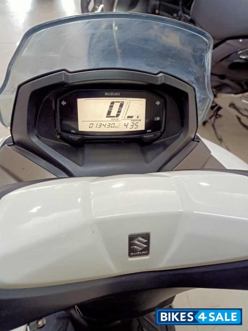 Suzuki Burgman Street