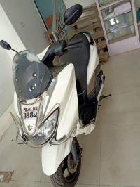 Suzuki Burgman Street