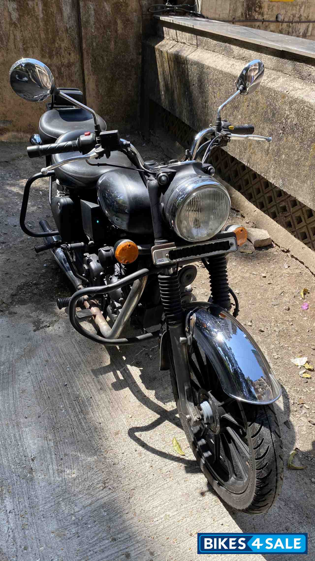 Royal Enfield Bullet Machismo A350