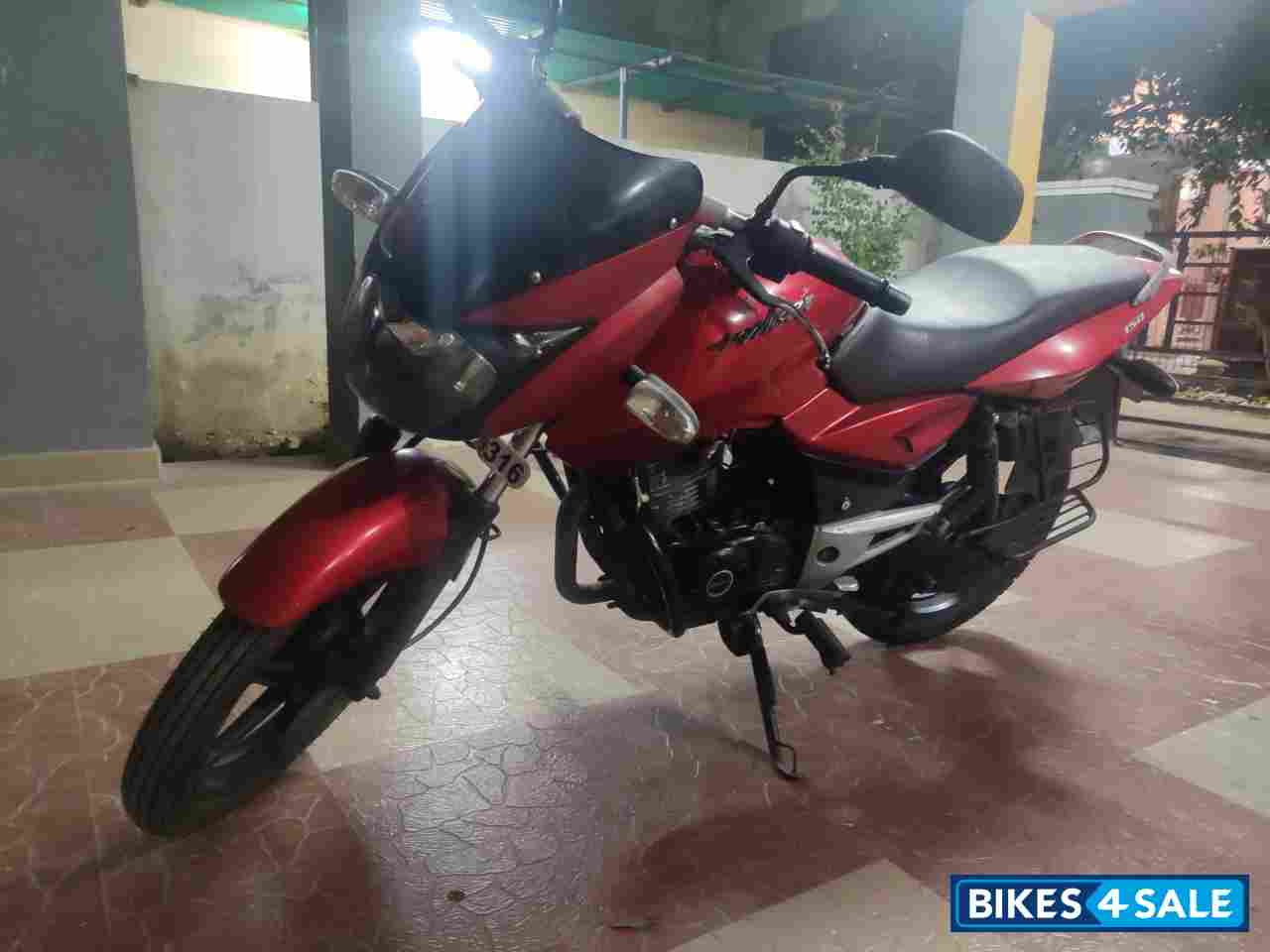 Bajaj Pulsar PULSAR 150
