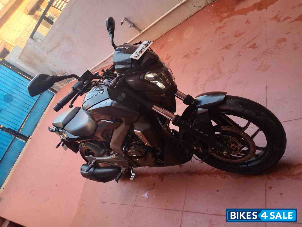 Bajaj Dominar 400
