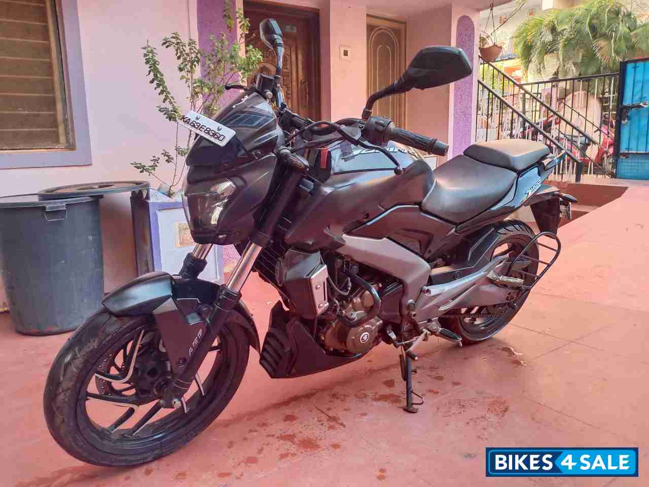Bajaj Dominar 400