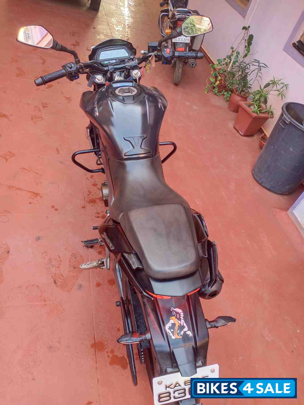 Bajaj Dominar 400